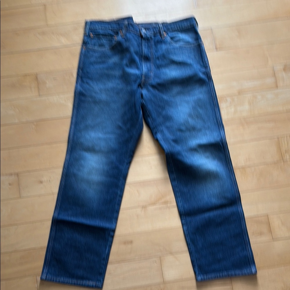 Men's Blue Jeans Levi size 38/32